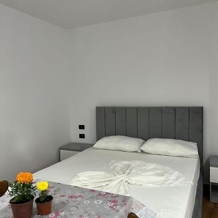 Hotel Vila Herta Durres Luaran gambar
