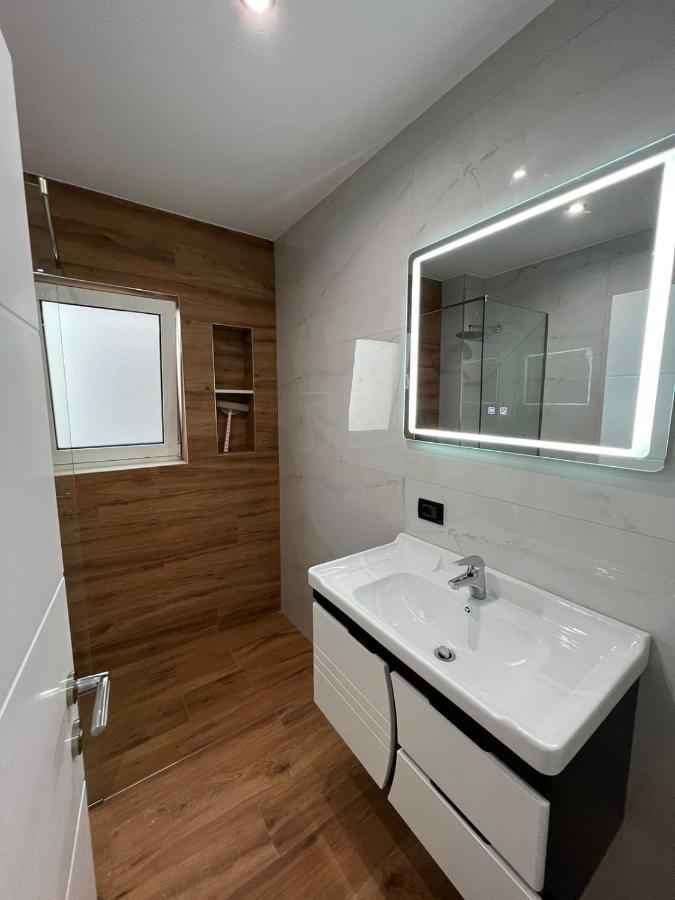 Hotel Vila Herta Durres Luaran gambar