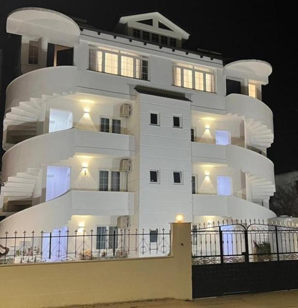 Hotel Vila Herta Durres Luaran gambar